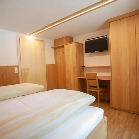 Habitación en casa particular Haus Dabaklamm Kals-am Großglockner