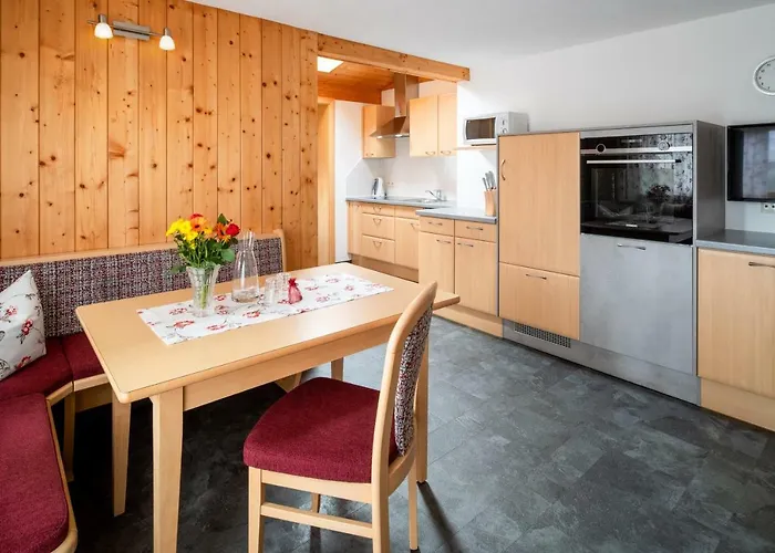 Rum i privatbostad Haus Dabaklamm Kals-am Großglockner